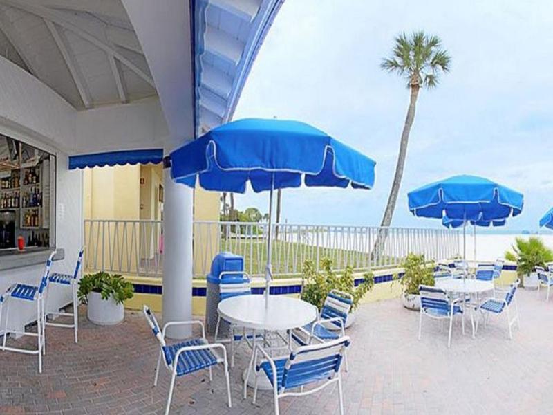 Alden Suites - A Beachfront Resort St. Pete Beach Exterior photo