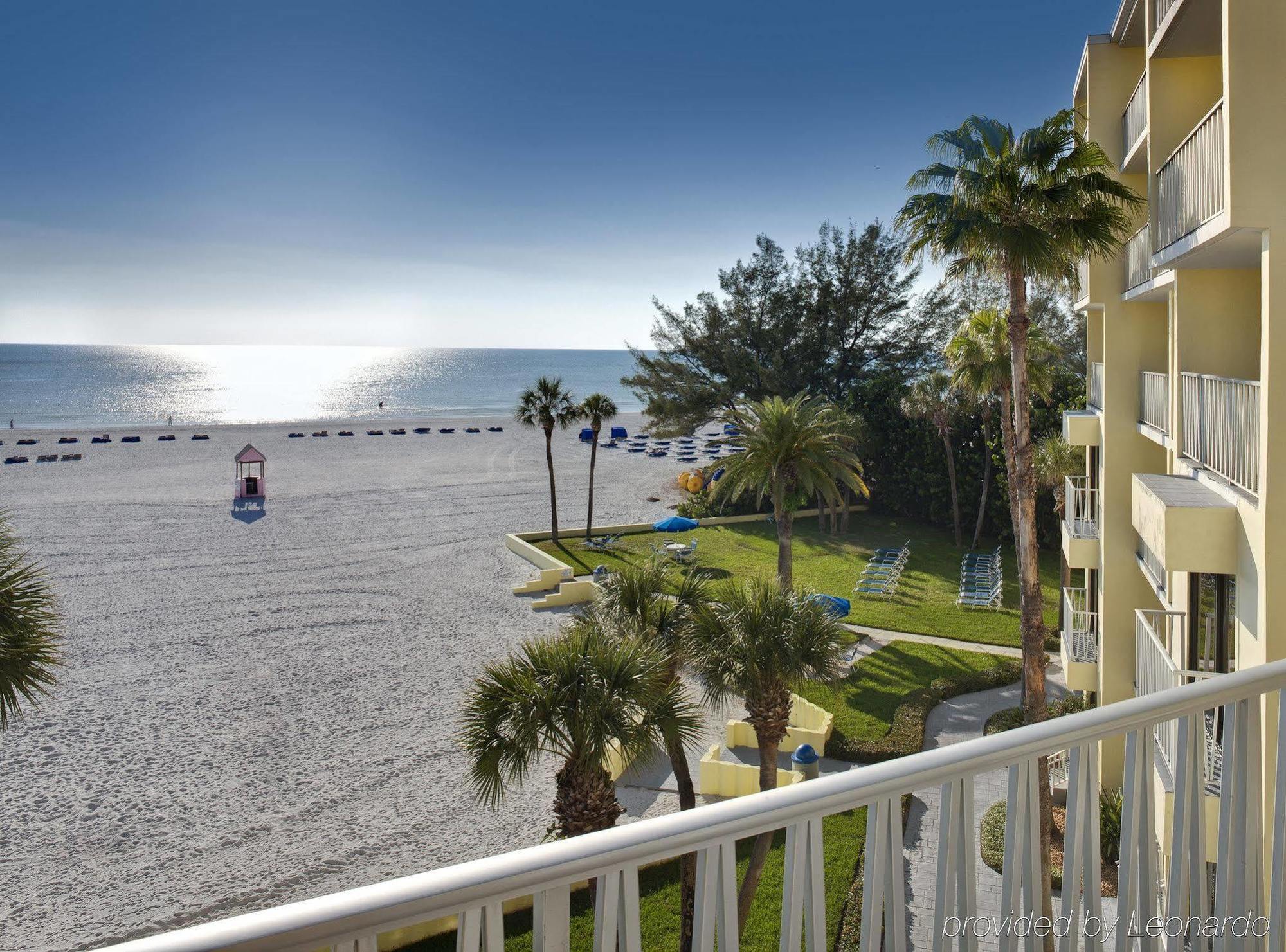 Alden Suites - A Beachfront Resort St. Pete Beach Room photo