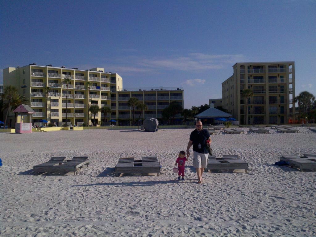 Alden Suites - A Beachfront Resort St. Pete Beach Exterior photo